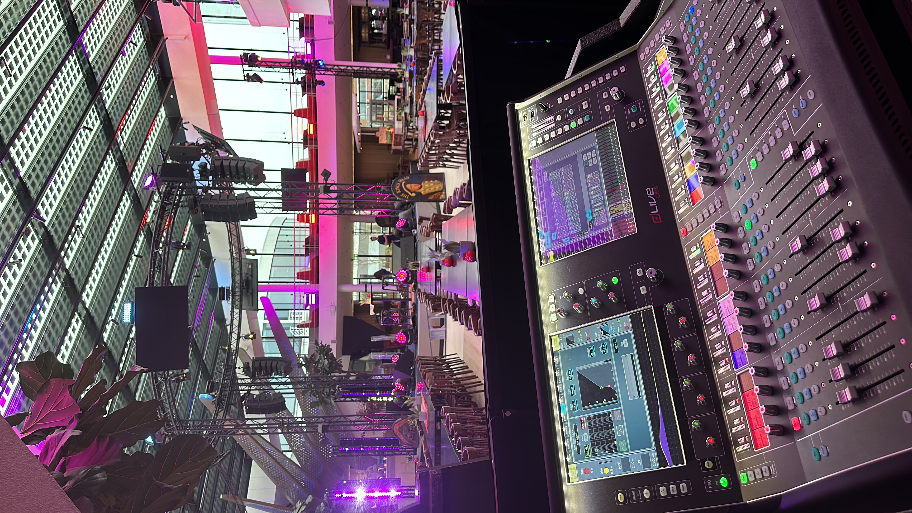 LIVE Event Image 1